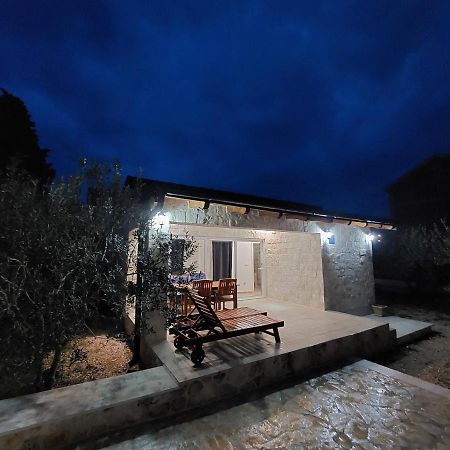 Apartmani Morovi Dvori Drage Extérieur photo