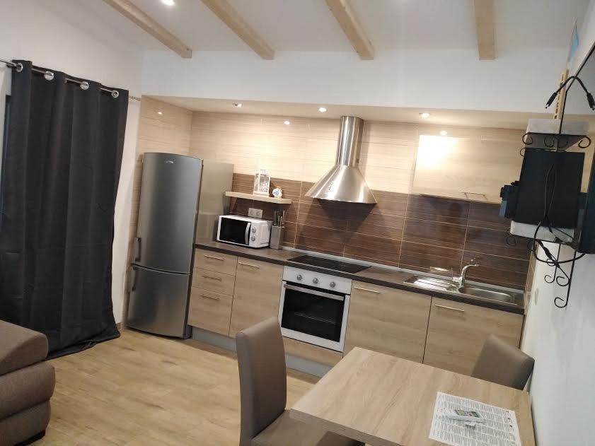Apartmani Morovi Dvori Drage Extérieur photo