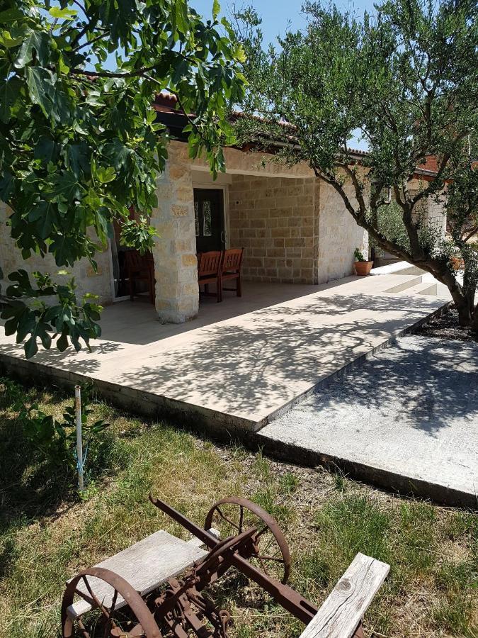 Apartmani Morovi Dvori Drage Extérieur photo