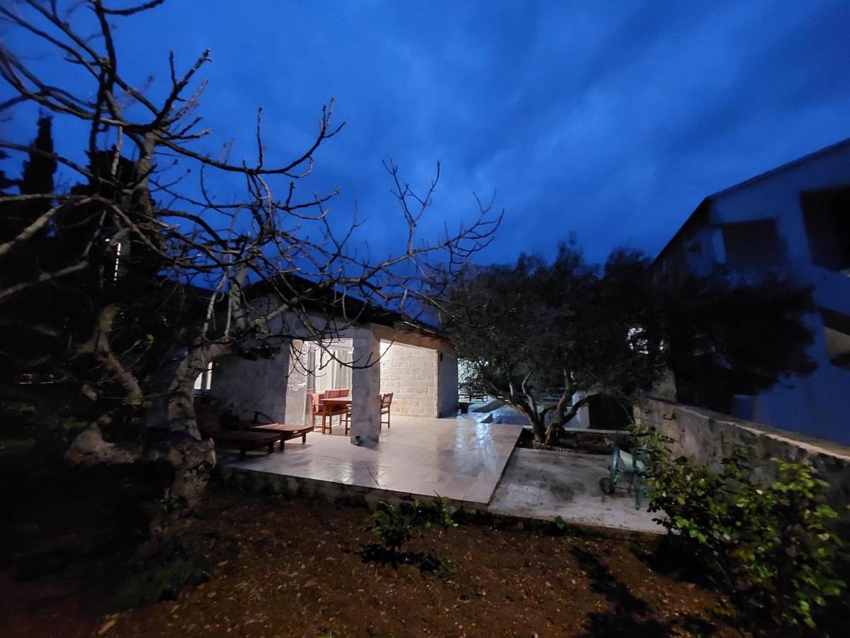 Apartmani Morovi Dvori Drage Extérieur photo